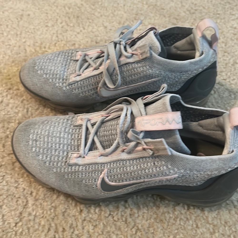 Nike Girls Vapormax